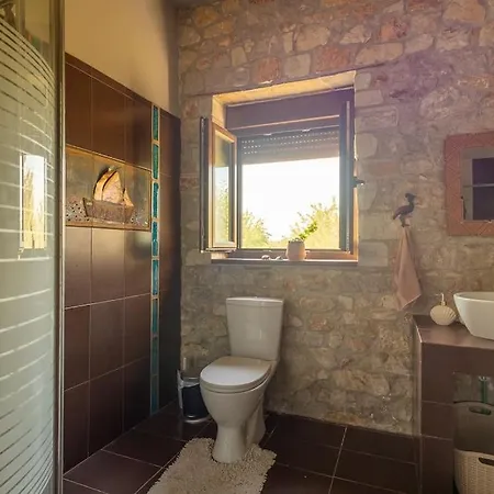 πέτρινη εξοχική κατοικία, λάρισα Apartament Falanna